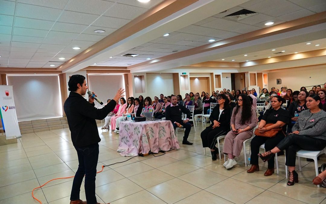 ISSSTEZAC impulsa la cultura de la prevención en el Mes Rosa con conferencia magistral sobre cáncer de mama